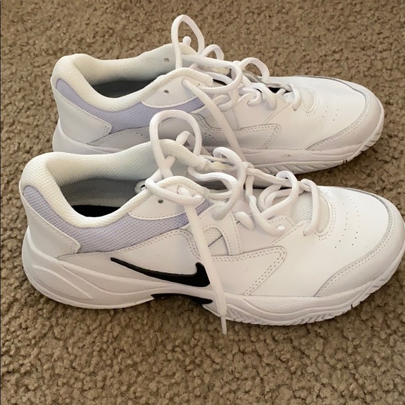Nike Shoes - Nike Court Lite 2